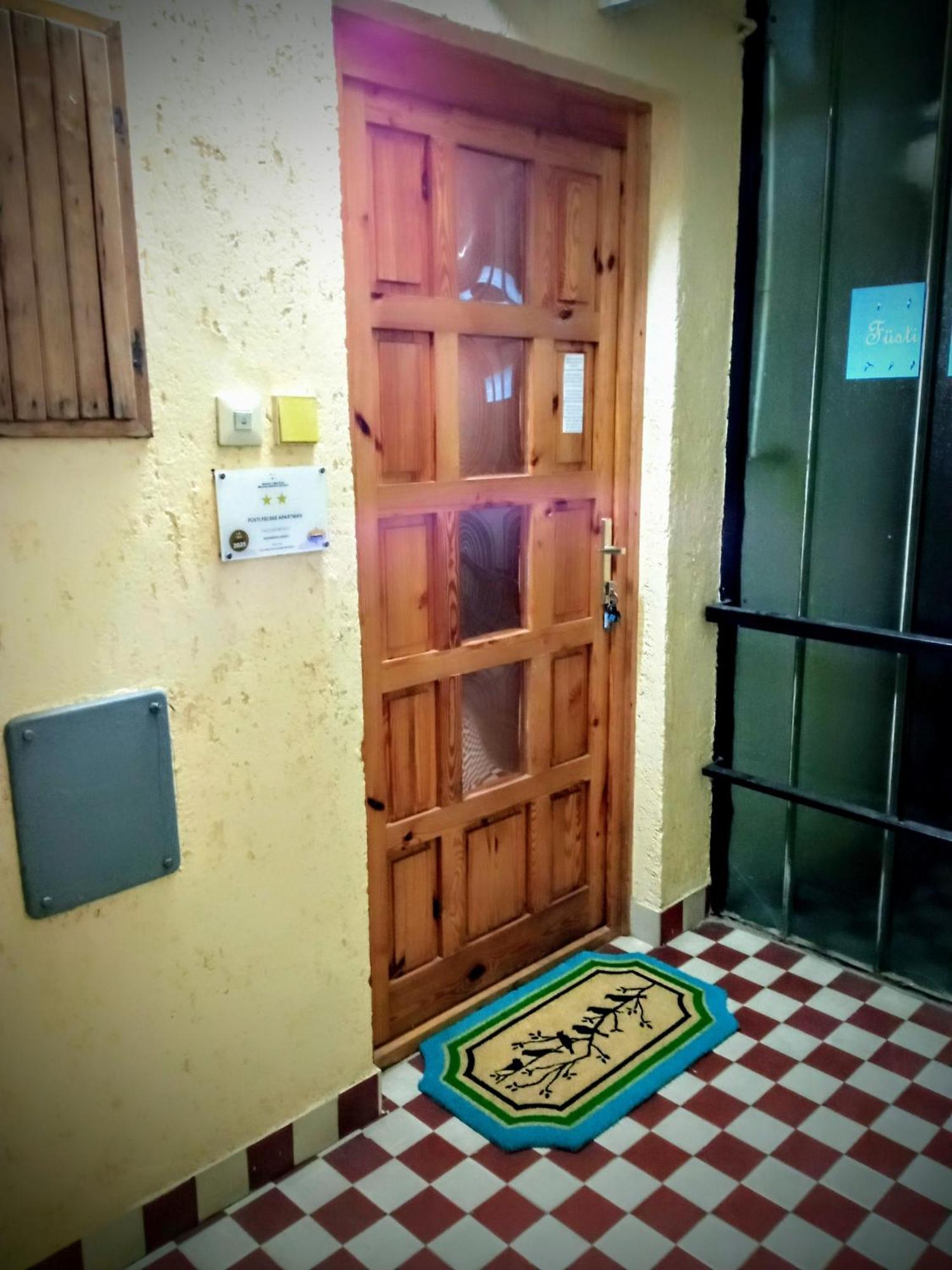 Fuesti Fecske Apartman Hajdúszoboszló Exterior foto